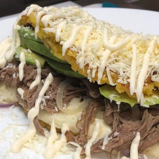 Cachapa with Flank Steak / Shredded Beef